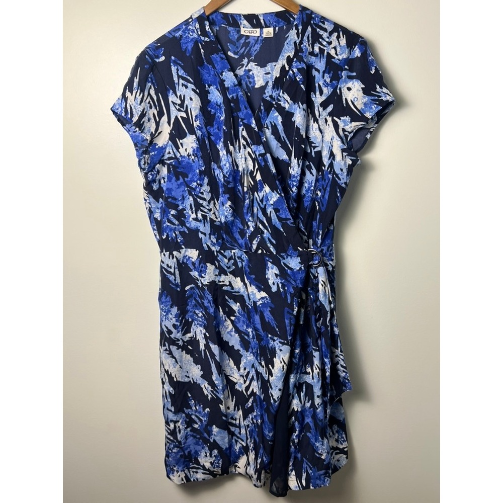 Cato Wrap Dress Wm XL Blue Abstract Floral Short Sleeve Side Buckle Vacation